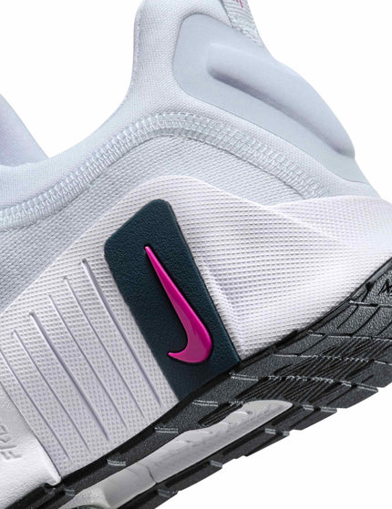 Nike Free Metcon 6 Shoes - Football Grey/Armoury Navy/Hot Fuchsiaimage6- The Sports Edit