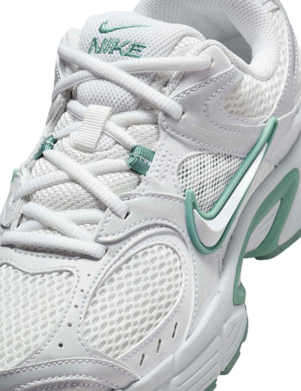 Nike V5 RNR Shoes - Summit White/Vast Grey/Cannon/Whiteimage6- The Sports Edit
