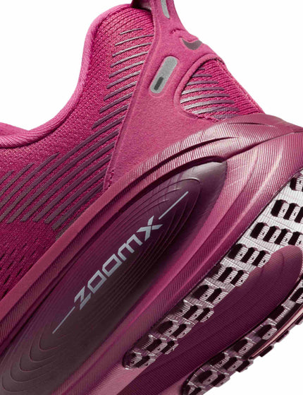 Nike Vomero 18 Running Shoes - Sweet Beet/Bordeaux/Red Stardustimage7- The Sports Edit